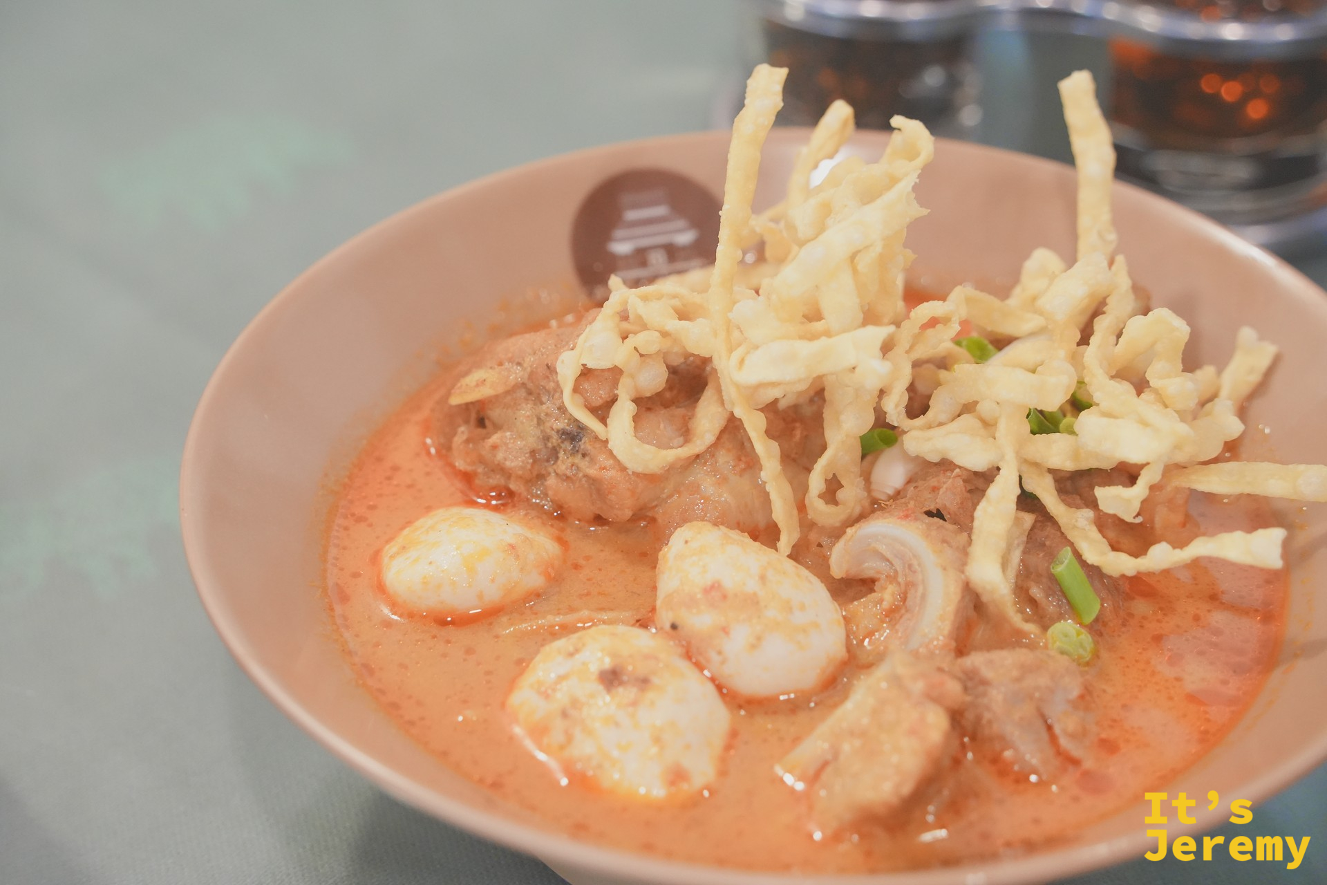 Khao Soi Lam Duan Fa Ham 的招牌咖哩麵
